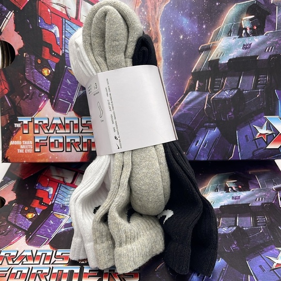 Nike Everyday Cushioned Training Crew Socks (3 Pairs)
Size M - m6-8; w6-10; - Picture 5 of 16